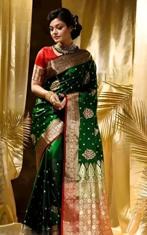 Banarasi Silk Sarees in Green with Embroidery
