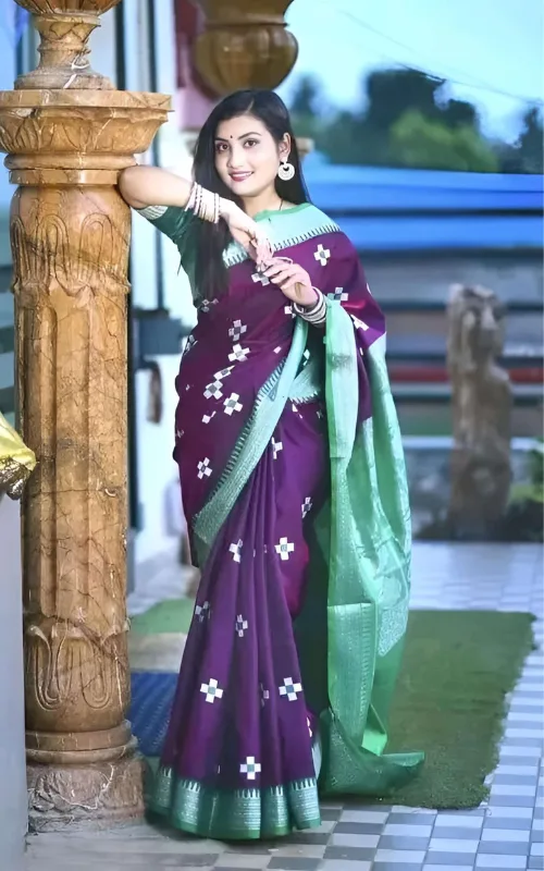 Banarasi Silk Saree in Purple Intricate